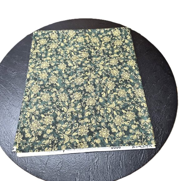 RJR “Deck the Halls” 2017 Fabric – Gold & Black Floral on Green 2 Yards Christms - Picture 1 of 2